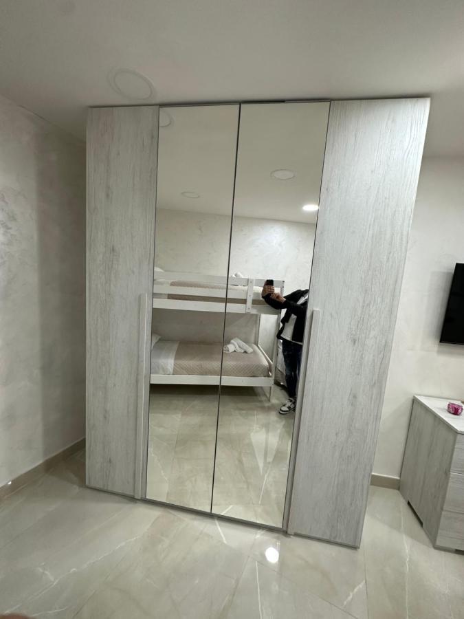 Chloehouse Appartement Napels Buitenkant foto