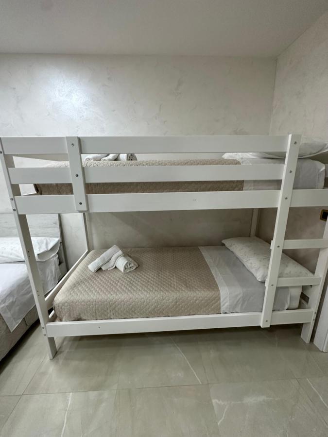 Chloehouse Appartement Napels Buitenkant foto