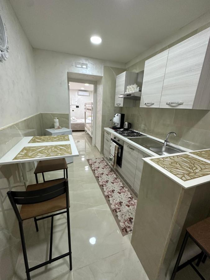 Chloehouse Appartement Napels Buitenkant foto